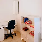 Appartamento T3 Dans Un Mas Provencal Proche Avignon *