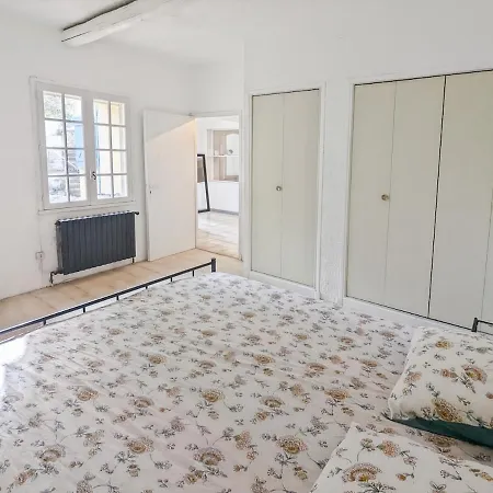 T3 Dans Un Mas Provencal Proche Avignon 아파트 Pujaut